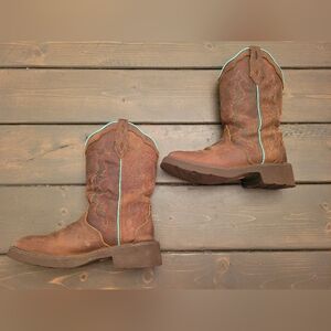 Justin cowgirl boots size 7B brown and teal